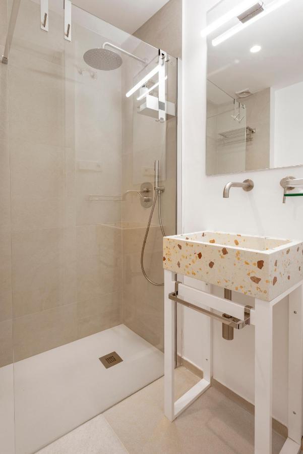 Apartamentos Thyssen Cisneros By Rent Me Málaga Eksteriør bilde