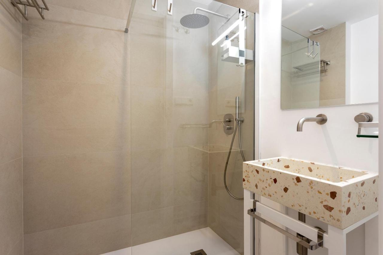 Apartamentos Thyssen Cisneros By Rent Me Málaga Eksteriør bilde